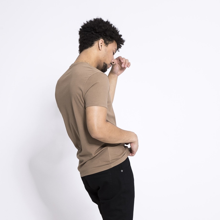 T-shirt V-neck "Conrad" T-shirt V-neck "Conrad"